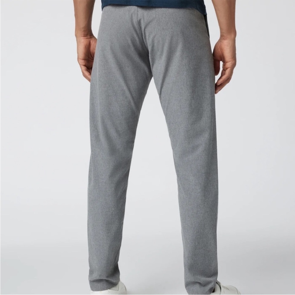 Vuori Men’s Aim Pant in Concrete Gray NWT - Picture 10 of 10